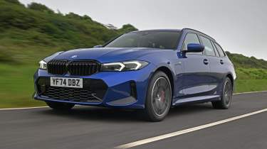 BMW 3 Series Touring - front tracking